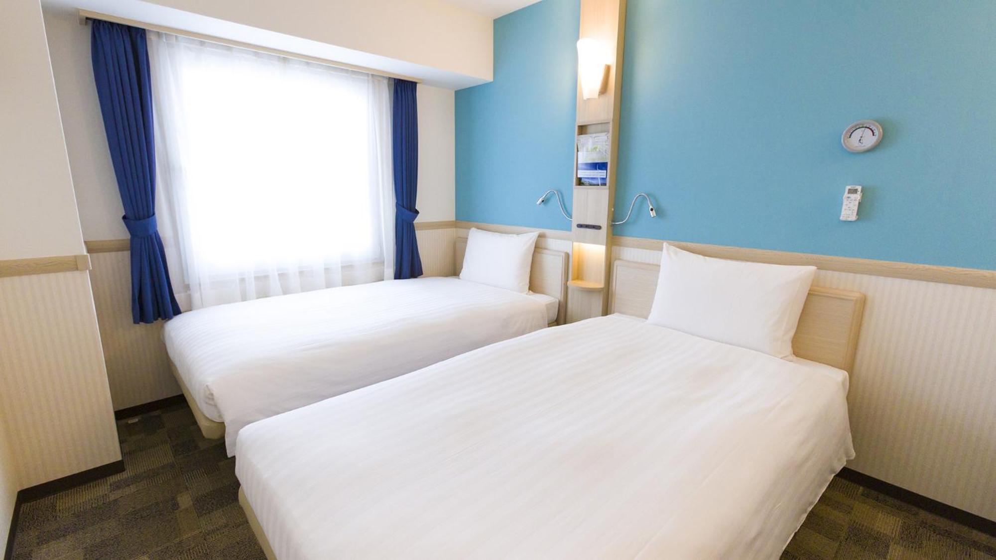Toyoko Inn Shin-Aomori-Eki Higashi-Guchi Quarto foto