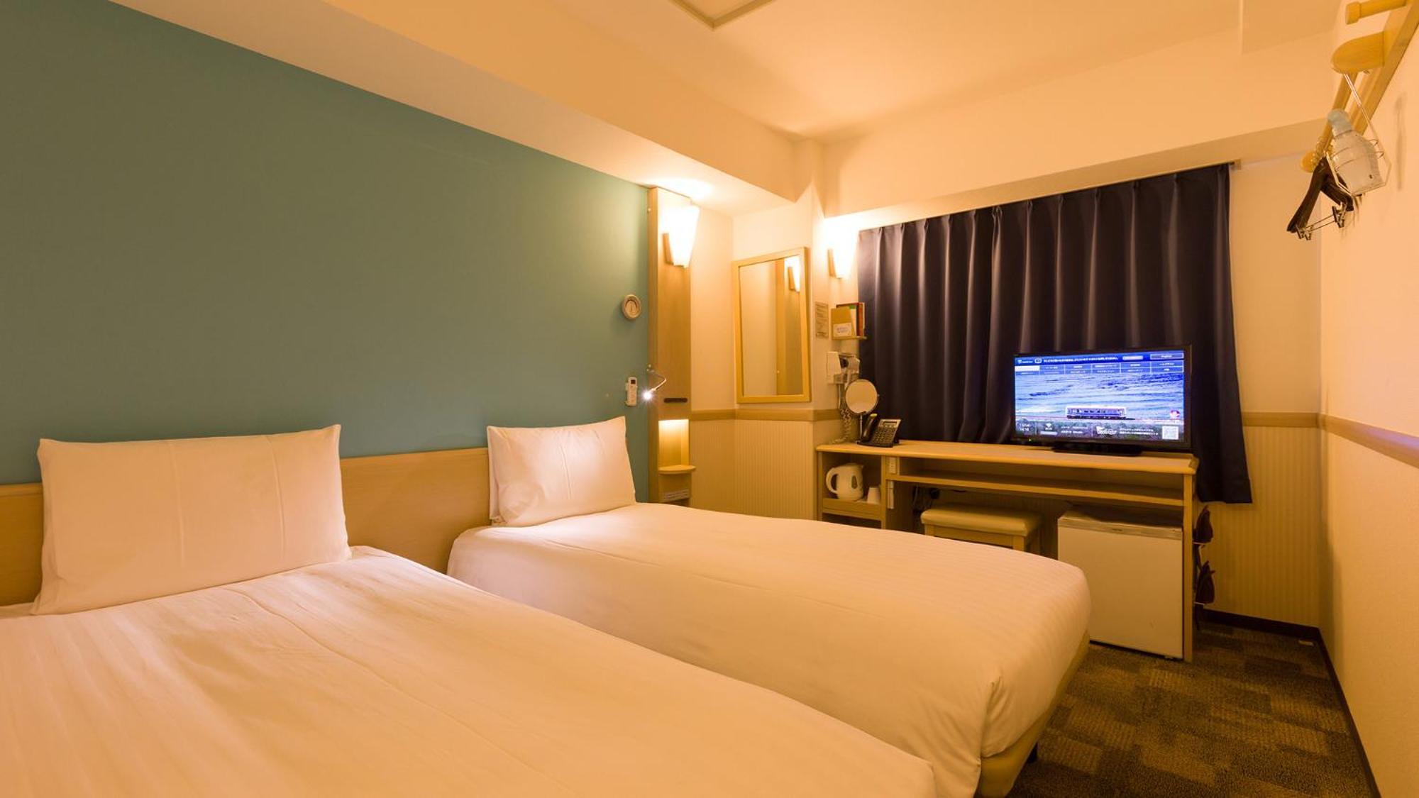 Toyoko Inn Shin-Aomori-Eki Higashi-Guchi Quarto foto