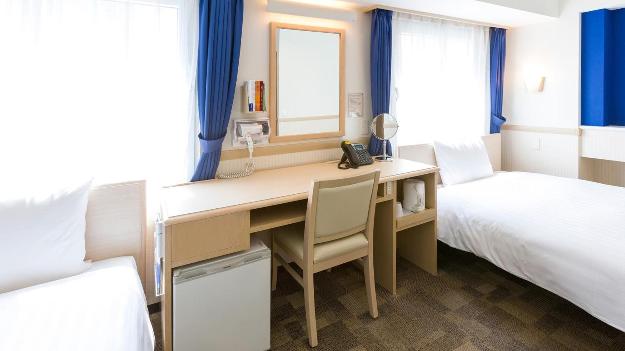 Toyoko Inn Shin-Aomori-Eki Higashi-Guchi Quarto foto