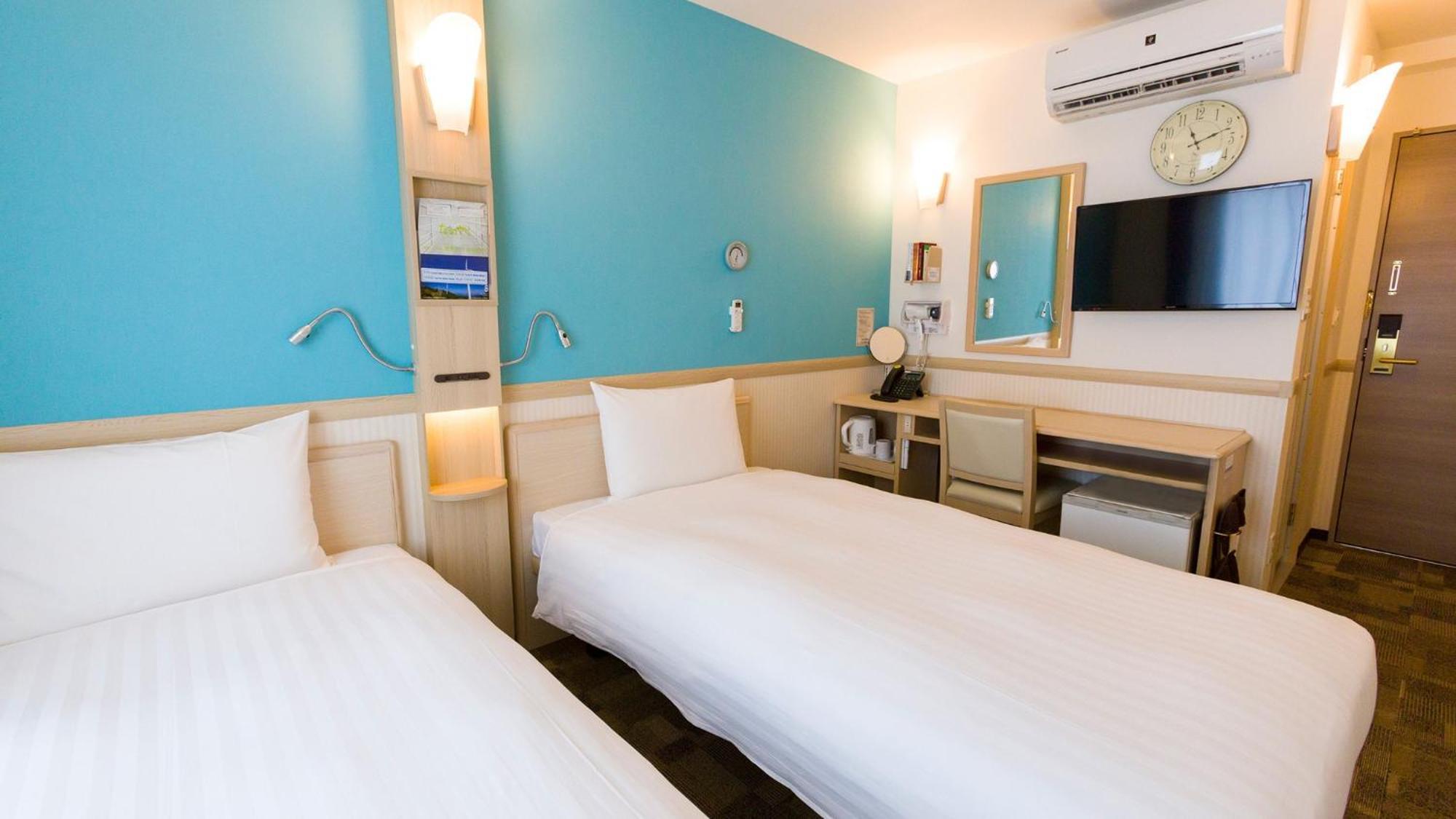 Toyoko Inn Shin-Aomori-Eki Higashi-Guchi Quarto foto