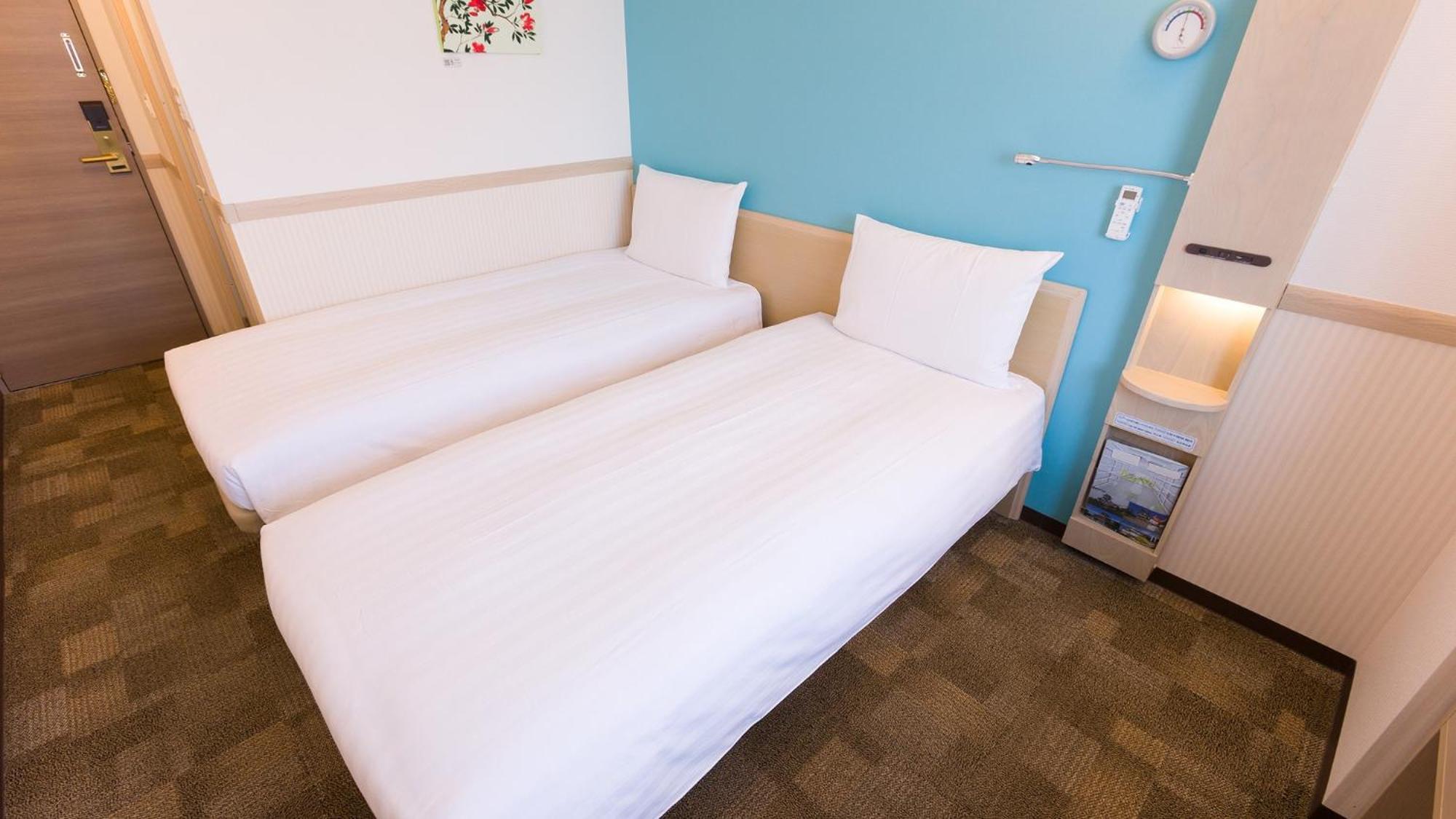 Toyoko Inn Shin-Aomori-Eki Higashi-Guchi Quarto foto